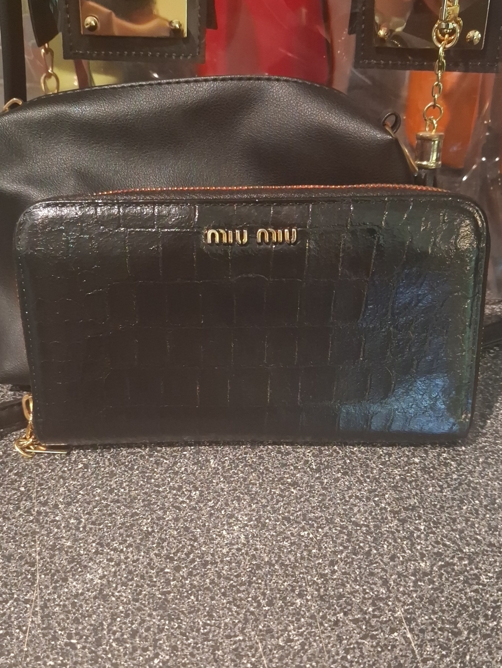 Miu Miu Wallet and Clear Tote Bag - Picture 4 of 16